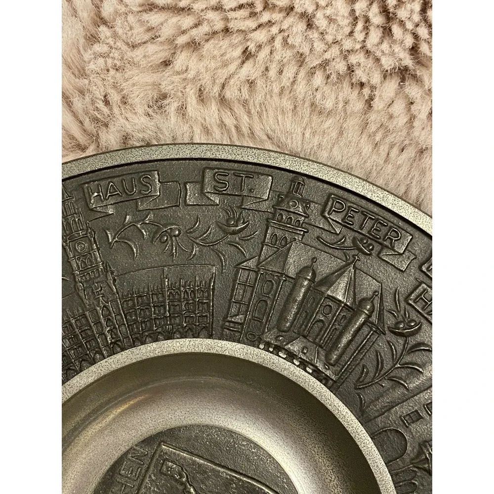 Munchen Pewter Souvenir Plate Wall Art Decor W/ Important Historical Buildings